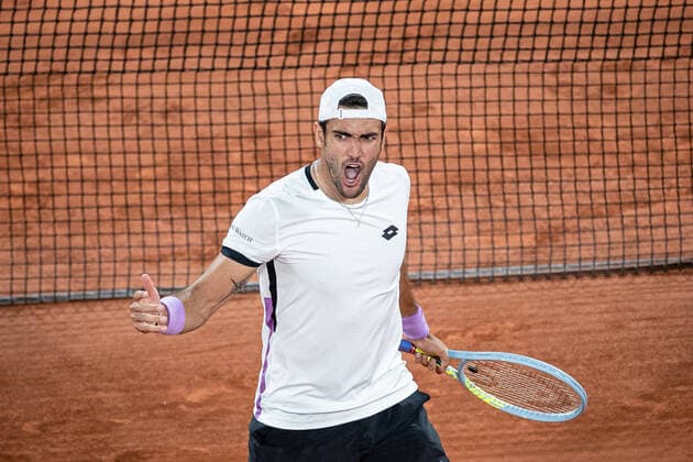 (210610) -- PARIS, June 10, 2021 -- Matteo Berrettini of Italy reacts during the men s singles quarterfinal against Novak Djokovic of Serbia at the French Open tennis tournament at Roland Garros in Paris, France, June 9, 2021. (Photo by Xinhua) (SP)FRANCE-PARIS-TENNIS-ROLAND GARROS-FRENCH OPEN-MEN S SINGLES-DAY 11 AurelienxMorissard 
