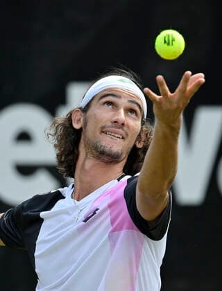 Lloyd Harris (RSA) Aktion Aufschlag 10.06.2021 Tennis MercedesCup Stuttgart 2021 Weißenhof ATP, Tennis Herren 07.-13.06.2021 Tennis MercedesCup Stuttgart 2021
