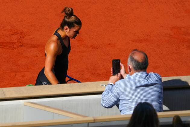 Mandatory Credit: Photo by Javier Garcia BPI Shutterstock (12058061eg) A spectator takes a photo of Maria Sakkari during her semi-final match French Open Tennis, Day Twelve, Roland Garros, Paris, France - 10 Jun 2021 French Open Tennis, Day Twelve, Roland Garros, Paris, France - 10 Jun 2021  Copyright: xJavierxGarcia BPI Shutterstockx 12058061eg