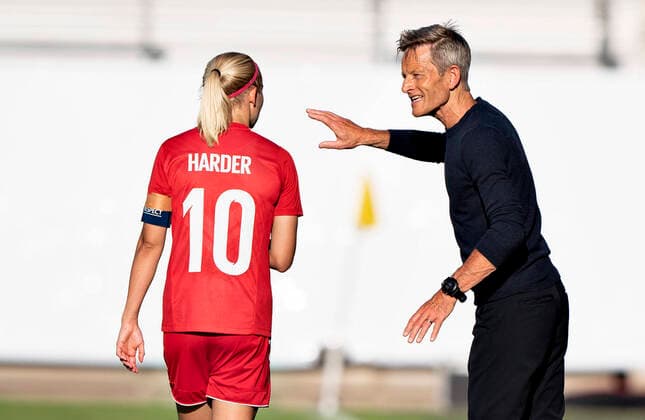 Danmarks traener Lars Soendergaard i testkampen mellem Danmark og Australien paa Casa Arena i Horsens, torsdag den 10. juni 2021.. , Horsens Jylland Denmark Copyright: HenningxBagger HenningxBaggerx COP102 spdk20210610-201205-L