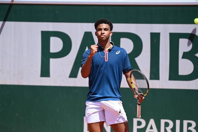 Tennis : Roland Garros 2021 - France - demi finale junior Arthur Fils contre Giovanni Mpetsi Perricard - France Tennis : Roland Garros 2021 - France - 11 06 2021 chryslenecaillaud 