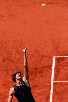 Mandatory Credit: Photo by Javier Garcia BPI Shutterstock (12058128e) Alexander Zverev during his semi final match French Open Tennis, Day Thirteen, Roland Garros, Paris, France - 11 Jun 2021 French Open Tennis, Day Thirteen, Roland Garros, Paris, France - 11 Jun 2021  Copyright: xJavierxGarcia BPI Shutterstockx 12058128e