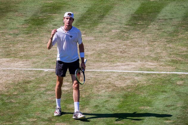 Ugo Humbert (FRA) beim Spiel: Ugo Humbert (FRA) vs. Felix Auger-Aliassime (FRA) ATP, Tennis Herren 250 ATP TOUR ATP-Rasenturnier: MercedesCup 2021 am 11.06.2021 in Stuttgart (TC Weissenhof), Baden-Wuerttemberg, Deutschland Stuttgart. 11.06.21 Tennis , 11.06.2021, Stuttgart (Deutschland)