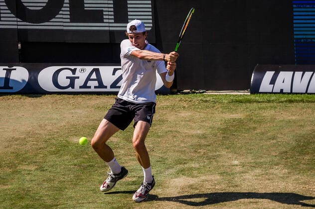 Ugo Humbert (FRA) beim Spiel: Ugo Humbert (FRA) vs. Felix Auger-Aliassime (FRA) ATP, Tennis Herren 250 ATP TOUR ATP-Rasenturnier: MercedesCup 2021 am 11.06.2021 in Stuttgart (TC Weissenhof), Baden-Wuerttemberg, Deutschland Stuttgart. 11.06.21 Tennis , 11.06.2021, Stuttgart (Deutschland)