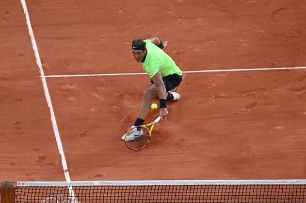 Tennis : Roland Garros 2021 - France - demi finale Messieurs - Novak Djokovic bat Rafael Nadal - Serbie - Espagne Tennis : Roland Garros 2021 - France - 11 06 2021 chryslenecaillaud Panoramic 