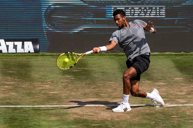 Felix Auger-Aliassime (CAN). Deutschland, Stuttgart, 12.06.2021, Tennis, ATP250, MercedesCup 2021, Halbfinale, Felix Auger-Aliassime (CAN) - Sam Querrey (USA), TC Weissenhof Foto: A2 Bildagentur Peter Hartenfelser