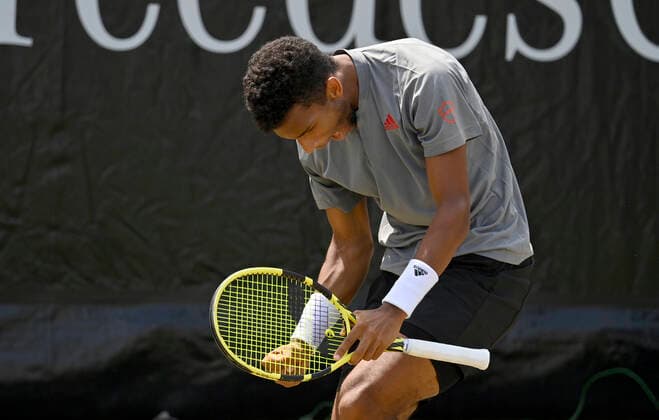Felix Auger-Aliassime (CAN) jubelt Jubel nach Matchgewinn und Erreichen des Finales Gestik, Geste 12.06.2021 Halbfinale Tennis MercedesCup Stuttgart 2021 Weißenhof ATP, Tennis Herren 07.-13.06.2021 Tennis MercedesCup Stuttgart 2021