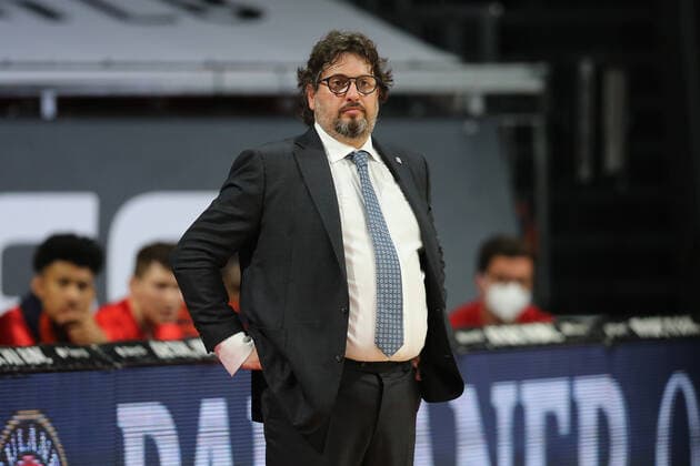 Cheftrainer Andrea Trinchieri (Muenchen) waehrend dem Spiel GER, FC Bayern Basketball vs. Alba Berlin, Basketball, 1.Bundesliga, Playoffs 2020 2021, Finale Spiel 3, 12.06.2021, GER, FC Bayern Basketball vs. Alba Berlin, Basketball, 1.Bundesliga, Playoffs 2020 2021, Finale Spiel 3, 12.06.2021, Muenchen Copyright: xEIBNER MarcelxEngelbrechtx EP_EER