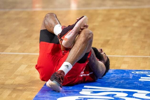 D.J. Seeley 4 (FC Bayern) schmerz verzehrtem Gesiicht, FC Bayern Basketball vs. Alba Berlin, BBL Playoffs, Finale, 12.06.2021 Muenchen Bayern Deutschland