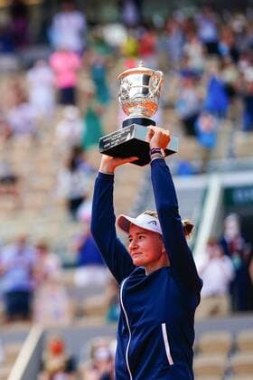 Mandatory Credit: Photo by Javier Garcia BPI Shutterstock (12058169cs) Barbora Krejcikova celebrates with the Suzanne-Lenglen cup after victory in the Women s Singles final French Open Tennis, Day Fourteen, Roland Garros, Paris, France - 12 Jun 2021 French Open Tennis, Day Fourteen, Roland Garros, Paris, France - 12 Jun 2021  Copyright: xJavierxGarcia BPI Shutterstockx 12058169cs