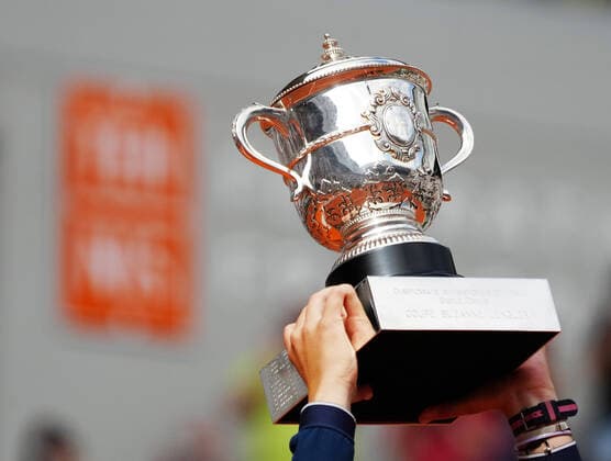 (210613) -- PARIS, June 13, 2021 -- Barbora Krejcikova of the Czech Republic lifts the trophy after the women s singles final match between Anastasia Pavlyuchenkova of Russia and Barbora Krejcikova of the Czech Republic at the French Open tennis tournament at Roland Garros in Paris, France, June 12, 2021. ) (SP)FRANCE-PARIS-TENNIS-ROLAND GARROS-FRENCH OPEN-WOMEN S SINGLES-FINALS GaoxJing 