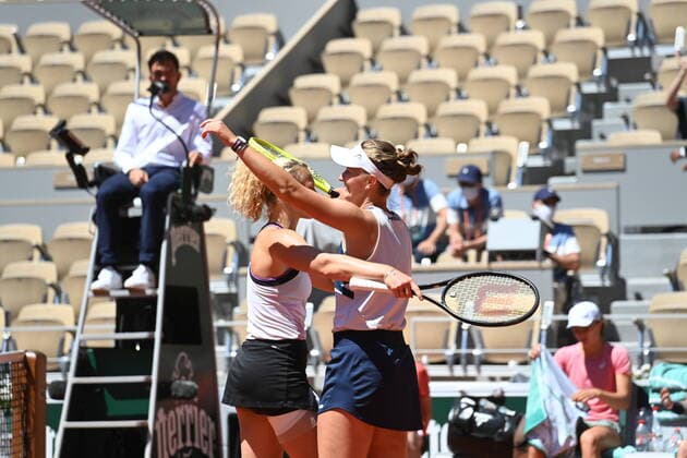 Tennis : Roland Garros 2021 - France - Victoire de Krejcikova Siniakova - Republique Tcheque contre Mateek Sand - Usa - Swiatek - Pologne Tennis : Roland Garros 2021 - France - 13 06 2021 chryslenecaillaud Panoramic 