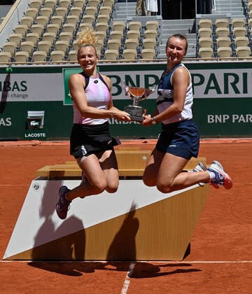 2021 Roland Garros Womans Double Final 13.06.2021 Barbora Krejcikova ,CZE and Katerina Siniakova , CZE beat Bethanie Mattek -Sands USA and Iga Swiatek Poland