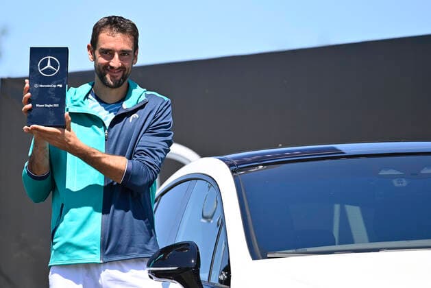 Marin Cilic (CRO) Siegerehrung mit Pokal und Mercedes EQS 13.06.2021 Finale Tennis MercedesCup Stuttgart 2021 Weißenhof ATP, Tennis Herren 07.-13.06.2021 Tennis MercedesCup Stuttgart 2021