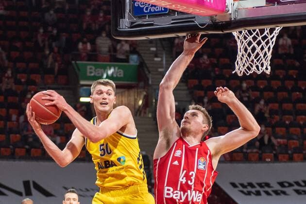 Ben Lammers 50 (Alba Berlin), Leon Radosevic 43 (FC Bayern), FC Bayern Basketball vs. Alba Berlin, BBL Playoffs, Finale, 13.06.2021 Muenchen Bayern Deutschland