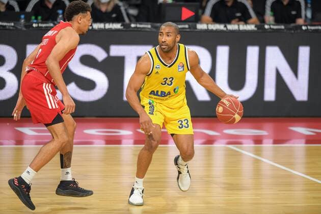 Basketball, BBL, 20210613, FC Bayern München - Alba Berlin. Im Bild Wade BALDWIN (FC Bayern München, 2) und Jayson GRANGER (Alba Berlin, 33). München Audi Dome Bayern Deutschland Copyright: Passion2Press MarkusxFischerx