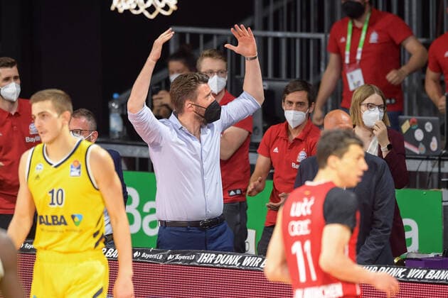 Basketball, BBL, 20210613, FC Bayern München - Alba Berlin. Im Bild Chief Executive Officer FC Bayern München Basketball Marko PESIC heizt den Zuschauern ein fordert mehr Stimmung. München Audi Dome Bayern Deutschland Copyright: Passion2Press MarkusxFischerx