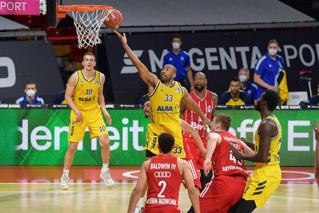 Basketball, BBL, 20210613, FC Bayern München - Alba Berlin. Im Bild Jayson GRANGER (Alba Berlin, 33) Sprung Korbleger. München Audi Dome Bayern Deutschland Copyright: Passion2Press MarkusxFischerx