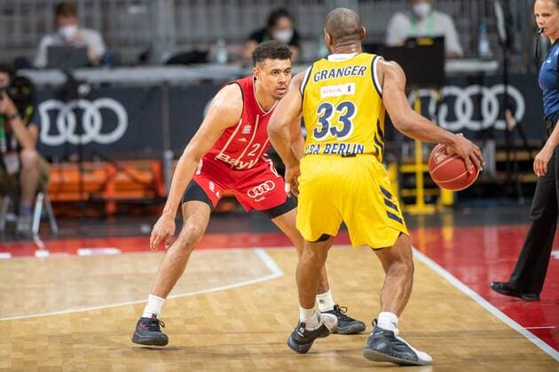 Wade Baldwin 2 (FC Bayern), Jayson Granger 33 (Alba Berlin), FC Bayern Basketball vs. Alba Berlin, BBL Playoffs, Finale, 13.06.2021 Muenchen Bayern Deutschland