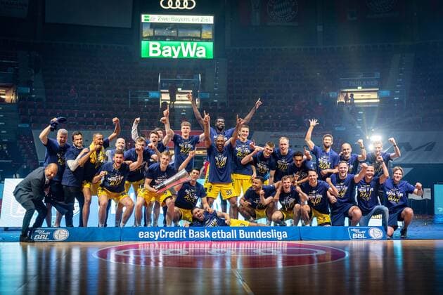 Basketball München 13.06.2021 1. Bundesliga easyCredit BBL Saison 2020 2021 Playoffs Finale Spiel 4 FC Bayern München - Alba Berlin Alba Berlin ist deutscher Meister 2021