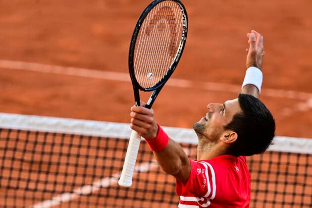 joie de Novak Djokovic (srb) TENNIS : Internationaux de France Roland Garros 2021 - Finale Hommes - Paris - 13 06 2021 JBAutissier Panoramic 