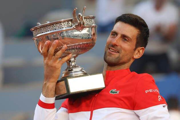 Sieger Novak Djokovic mit Pokal, Trophäe Herren Einzel Siegerehrung, Praesentation Tennis - French Open 2021 - Grand Slam - Roland Garros - Paris - - France - 13 June 2021. Copyright: xJuergenxHasenkopfx