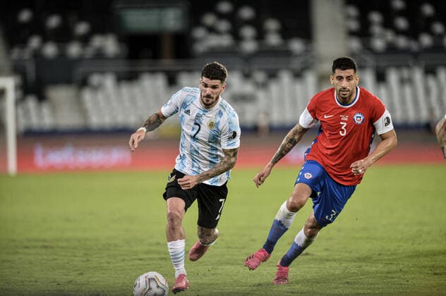 Argentina x Chile RIO DE JANEIRO, RJ - 14.06.2021: ARGENTINA X CHILE - Match between Argentina x Chile, valid for the first round of Copa America Brazil 2021, held at Nilton Santos Stadium, Rio de Janeiro RJ, this Monday (14). (Photo: Nayra Halm Fotoarena) x2079474x  NayraxHalm