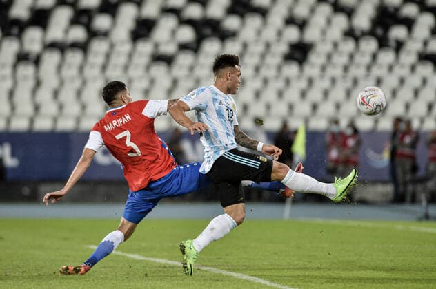 Argentina x Chile RIO DE JANEIRO, RJ - 14.06.2021: ARGENTINA X CHILE - Match between Argentina x Chile, valid for the first round of Copa America Brazil 2021, held at Nilton Santos Stadium, Rio de Janeiro RJ, this Monday (14). (Photo: Nayra Halm Fotoarena) x2079481x  NayraxHalm