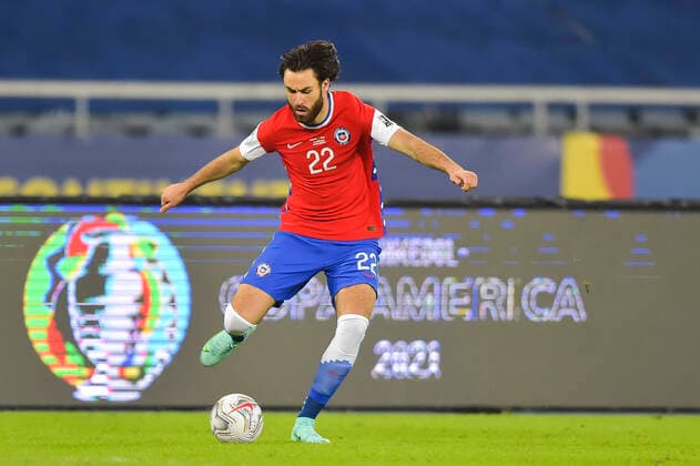 Futbol, Argentina vs Chile. Copa America Brasil 2021. El jugador de la seleccion chilena Ben Brereton es fotografiado durante el partido del grupo A de la Copa America contra Argentina disputado en el estadio Nilton Santos de Rio de Janeiro, Brasil. 14 06 2021 Thiago Ribeiro AGIF Photosport Football, Argentina vs Chile. 2021 Brazil Copa America Championship. Chile s player Ben Brereton is pictured during the Copa America Championship against Argentina held at the Nilton Santos stadium in Rio de Janeiro, Brazil. 14 06 2021 Thiago Ribeiro AGIF Photosport Argentina vs Chile, Copa America 2021