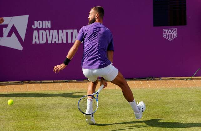 Mandatory Credit: Photo by Ella Ling BPI Shutterstock (12074706dz) Benoit Paire of France in action Cinch Championships, Day Two, Tennis, Queens Club, London, UK - 15 June 2021 EDITORIAL USE ONLY No use with unauthorised audio, video, data, fixture lists, club league logos or live services. Online in-match use limited to 120 images, no video emulation. No use in betting, games or single club league player publications. Cinch Championships, Day Two, Tennis, Queens Club, London, UK - 15 June 2021 EDITORIAL USE ONLY No use with unauthorised audio, video, data, fixture lists, club league logos or live services. Online in-match use limited to 120 images, no video emulation. No use in betting, games or single club league player publications.  Copyright: xEllaxLing BPI Shutterstockx 12074706dz