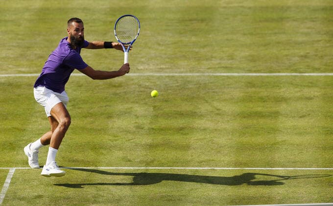 Mandatory Credit: Photo by Ella Ling BPI Shutterstock (12074706dw) Benoit Paire of France in action Cinch Championships, Day Two, Tennis, Queens Club, London, UK - 15 June 2021 EDITORIAL USE ONLY No use with unauthorised audio, video, data, fixture lists, club league logos or live services. Online in-match use limited to 120 images, no video emulation. No use in betting, games or single club league player publications. Cinch Championships, Day Two, Tennis, Queens Club, London, UK - 15 June 2021 EDITORIAL USE ONLY No use with unauthorised audio, video, data, fixture lists, club league logos or live services. Online in-match use limited to 120 images, no video emulation. No use in betting, games or single club league player publications.  Copyright: xEllaxLing BPI Shutterstockx 12074706dw