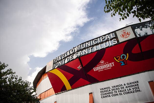 210617 Exterior view over Pavello Municipal Font de San Lluis arena ahead of the FIBA Women s Eurobasket match between Sweden and Slovakia on June 17, 2021 in Valencia. Photo: Maxim ThorÃ BILDBYRAN kod MT MT0187 basket basketball national team, Nationalteam fiba women s eurobasket basket-em sverige sweden slovakien slovakia dam bbeng dag 1 day 1 interiör genre Copyright: MAXIMxTHORE BB210617MT005