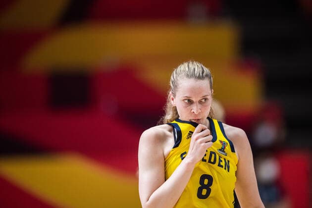 210617 Ellen Nyström of Sweden during of the FIBA Women s Eurobasket match between Sweden and Slovakia on June 17, 2021 in Valencia. Photo: Maxim ThorÃ BILDBYRAN kod MT MT0187 basket basketball national team, Nationalteam fiba women s eurobasket basket-em sverige sweden slovakien slovakia dam bbeng dag 1 day 1 depp deppar Copyright: MAXIMxTHORE BB210617MT066