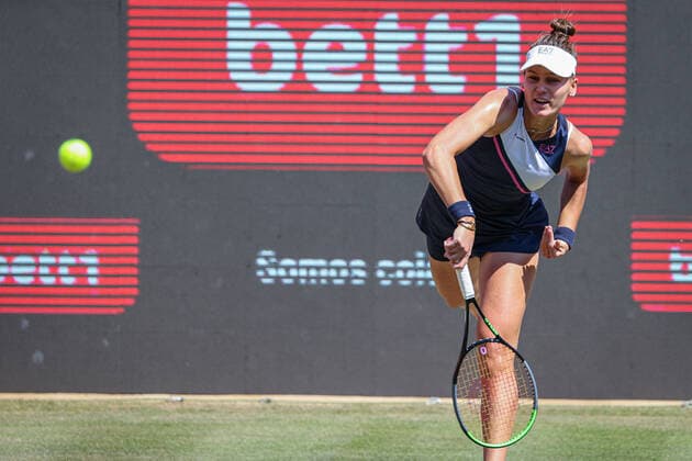 Im Bild: Veronika KUDERMETOVA (RUS) bett1open 2021 WTA, Tennis Damen 500), Berlin, LTTC Rot-Weiß - Steffi-Graf-Stadion, 17.06.2021,