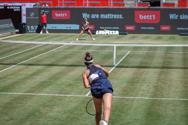 Im Bild: Veronika KUDERMETOVA (RUS) bett1open 2021 WTA, Tennis Damen 500), Berlin, LTTC Rot-Weiß - Steffi-Graf-Stadion, 17.06.2021,