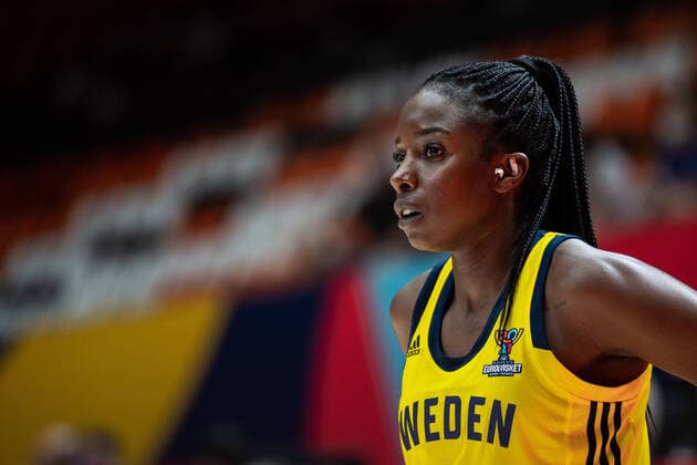 210617 Binta Drammeh of Sweden during of the FIBA Women s Eurobasket match between Sweden and Slovakia on June 17, 2021 in Valencia. Photo: Maxim ThorÃ BILDBYRAN kod MT MT0187 basket basketball national team, Nationalteam fiba women s eurobasket basket-em sverige sweden slovakien slovakia dam bbeng dag 1 day 1 Copyright: MAXIMxTHORE BB210617MT089