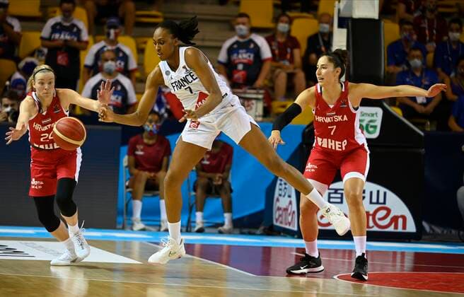 STRASBOURG, FRANCE - JUNE 17: Sandrine Gruda of France pictured during FIBA Women s Eurobasket match between France and Croatia on JUNE 17, 2021 in Strasbourg, France,17 06 2021 BASKET BALL FEMIMIN : France vs Croatie - FIBA Women s Eurobasket - Strasbourg - 17 06 2021 PhilippeCrochet Panoramic 