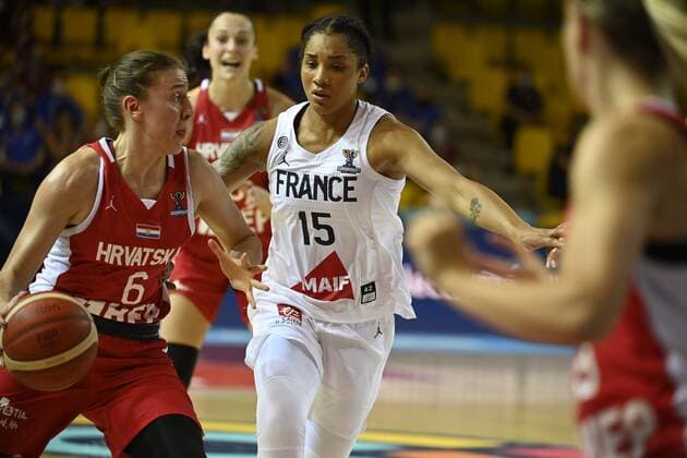Sport Bilder des Tages STRASBOURG, FRANCE - JUNE 17: Gabby Williams of France pictured during FIBA Women s Eurobasket match between France and Croatia on JUNE 17, 2021 in Strasbourg, France,17 06 2021 BASKET BALL FEMIMIN : France vs Croatie - FIBA Women s Eurobasket - Strasbourg - 17 06 2021 PhilippeCrochet Panoramic 