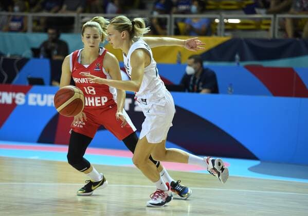 STRASBOURG, FRANCE - JUNE 17: Marine Johannes of France and Ivana Dojkic of Croatia pictured during FIBA Women s Eurobasket match between France and Croatia on JUNE 17, 2021 in Strasbourg, France,17 06 2021 BASKET BALL FEMIMIN : France vs Croatie - FIBA Women s Eurobasket - Strasbourg - 17 06 2021 PhilippeCrochet Panoramic 