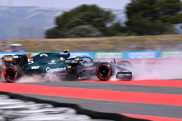 VETTEL Sebastian F1 Team Aston Martin Unfall im 1.Training am Freitag F1 Saison 2021 GP von Frankreich am 18.Juni 2021 in Le Castellet