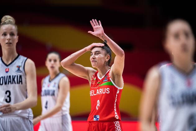 210618 Tatsiana Likhtarovich of Belarus reacts during the FIBA Women s Eurobasket match between Slovakia and Belarus on June 18, 2021 in Valencia. Photo: Maxim ThorÃ BILDBYRAN kod MT MT0188 basket basketball national team, Nationalteam fiba women s eurobasket basket-em slovakien belarus slovakia vitryssland dam bbeng Copyright: MAXIMxTHORE BB210618MT001