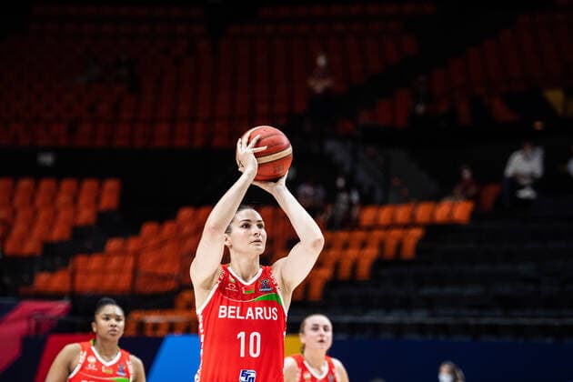 210617 Anastasiya Verameyenka of Belarus during the FIBA Women s Eurobasket match between Slovakia and Belarus on June 17, 2021 in Valencia. Photo: Maxim ThorÃ BILDBYRAN kod MT MT0188 basket basketball national team, Nationalteam fiba women s eurobasket basket-em slovakien belarus slovakia vitryssland dam bbeng Copyright: MAXIMxTHORE BB210617MT121