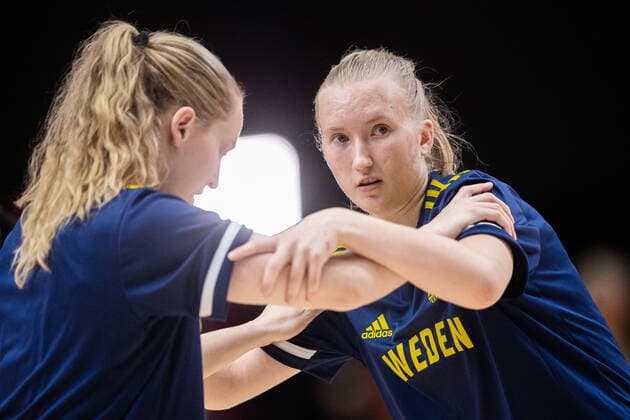 210618 Matilda Ekh of Sweden during warm up ahead of the FIBA Women s Eurobasket match between Spain and Sweden on June 18, 2021 in Valencia. Photo: Maxim ThorÃ BILDBYRAN kod MT MT0189 basket basketball national team, Nationalteam fiba women s eurobasket basket-em spanien spain sverige sweden dam bbeng dag 2 Copyright: MAXIMxTHORE BB210618MT062