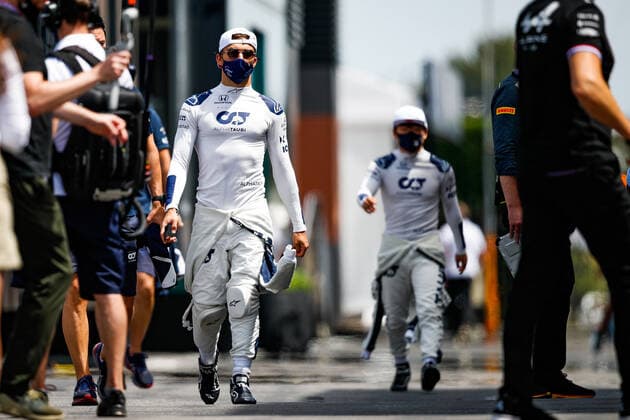 GASLY Pierre (fra), Scuderia AlphaTauri Honda AT02, TSUNODA Yuki (jap), Scuderia AlphaTauri Honda AT02, portrait during the Formula 1 Emirates Grand Prix de France 2021, 7th round of the 2021 FIA Formula One World Championship, WM, Weltmeisterschaft from June 18 to 20, 2021 on the Circuit Paul Ricard, in Le Castellet, France - FORMULE 1 : Grand Prix de France - Circuit Paul-Ricard - 18 06 2021 DPPI PANORAMIC 20210618_GOODEN__GO05519