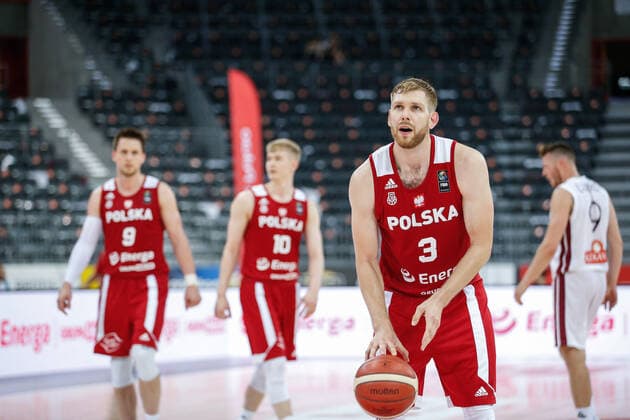 Gliwice, 18.06.2021 POLISH national team, Nationalteam BASKETBALL POLAND GAME Polska - Lotwa NZ Michal Sokolowski , rzuty osobiste free throw , FOT. WOJCIECH FIGURSKI 058sport.pl NEWSPIX.PL --- Newspix.pl  20210618_105__FIG8622