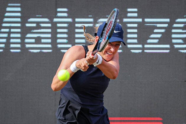 Im Bild: Victoria AZARENKA (BLR) bett1open 2021, Berlin, LTTC Rot-Weiß - Steffi-Graf-Stadion, 19.06.2021,