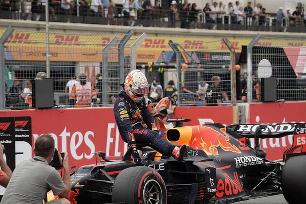 FORMULA 1 EMIRATES GRAND PRIX DE FRANCE 2021 19.06.2021, Circuit Paul Ricard, Le Castellet, FORMULA 1 EMIRATES GRAND PRIX DE FRANCE 2021 , im Bild Poleposition für Max Verstappen (NEL 33), Red Bull Racing Honda