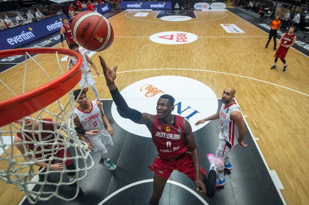 Basketball Hamburg 19.06.2021 Supercup Nationalmannschaft Deutschland (GER) - Tunesien (TUN) Isaac Bonga (Deutschland, No.00)