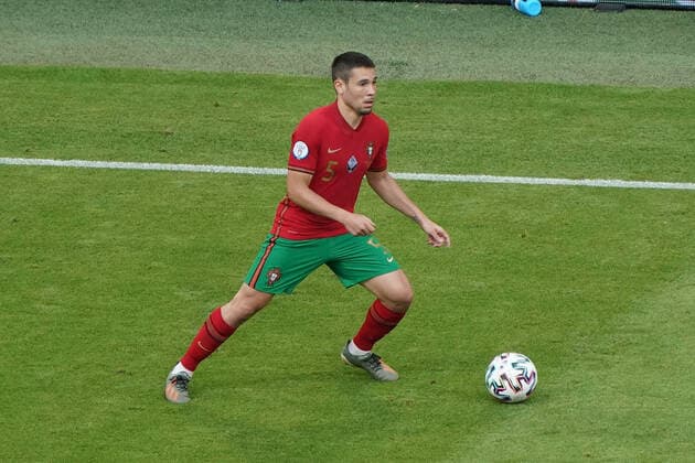 Raphael Guerreiro (Portugal) - Muenchen 19.06.2021: Deutschland vs. Portugal, Allianz Arena Muenchen, Euro2020, emonline, emspor,