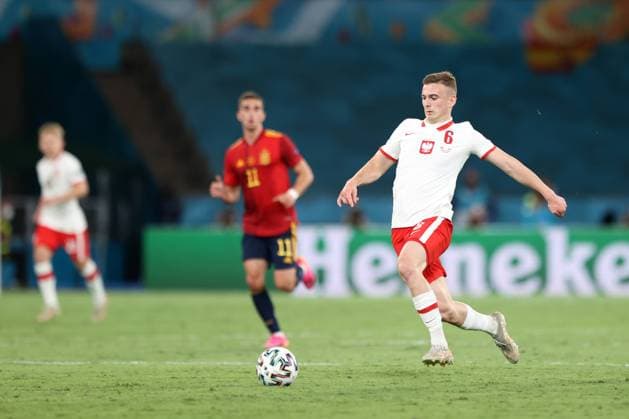 SEWILLA 19.06.2021 MECZ I RUNDA GRUPA E MISTRZOSTW EUROPY 2020: HISZPANIA - POLSKA 1:1 --- FIRST ROUND GROUP E UEFA EURO, EM, Europameisterschaft,Fussball 2020 MATCH IN SEVILLA: SPAIN - POLAND 1:1 KACPER KOZLOWSKI FOT. PIOTR KUCZA FOTOPYK NEWSPIX.PL --- Newspix.pl  210619PYK305
